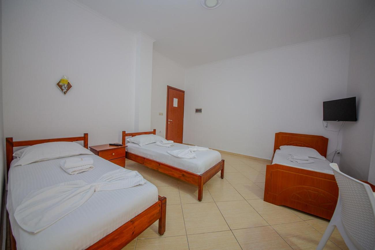Hotel Landi 卡萨米尔 外观 照片