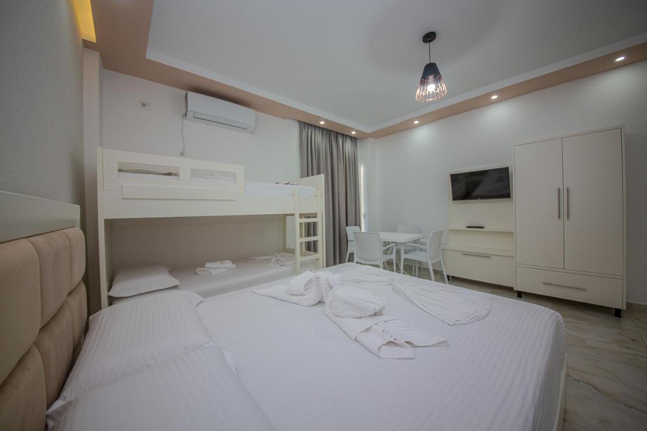 Hotel Landi 卡萨米尔 外观 照片